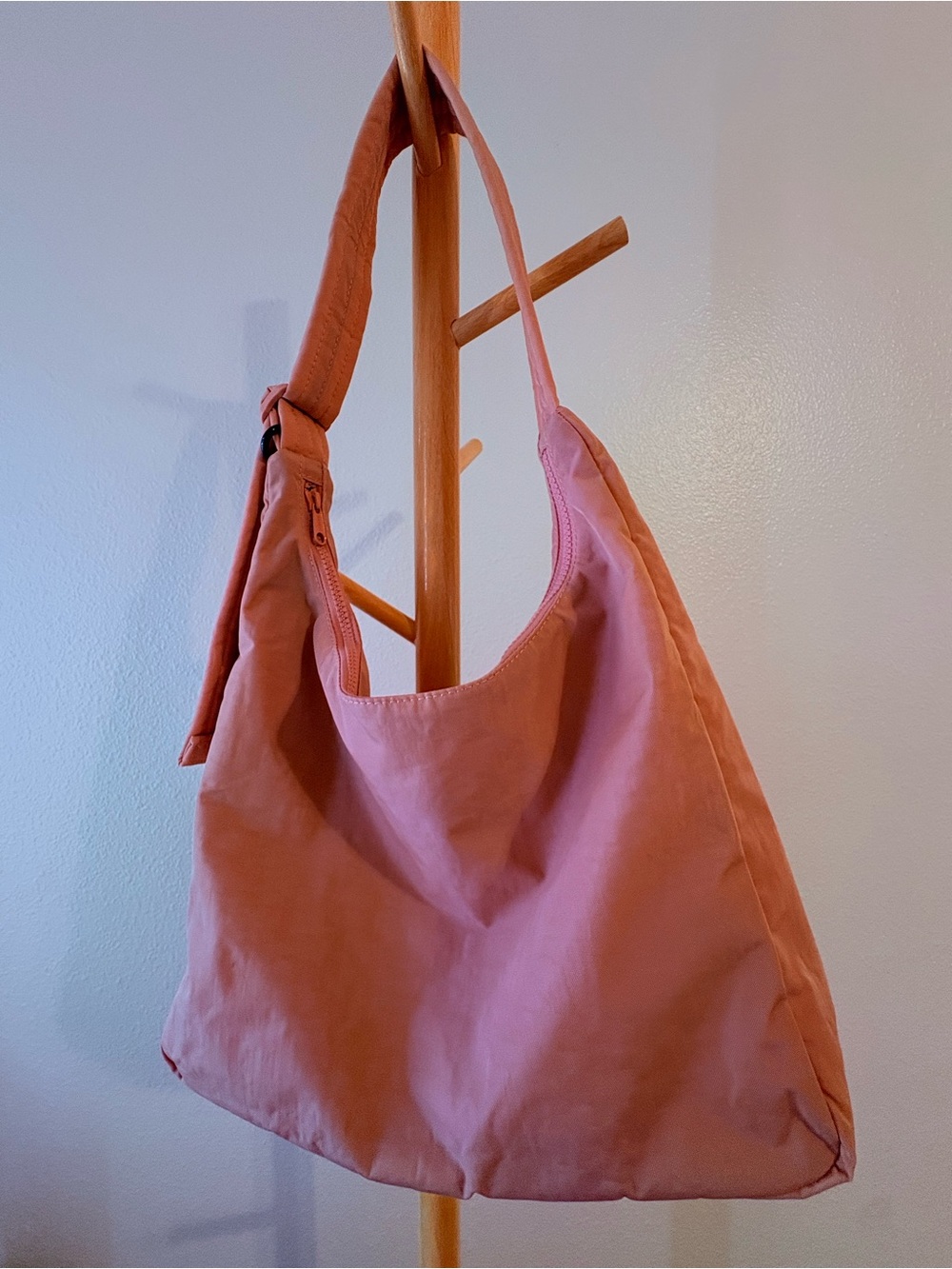 BAGGU Nylon Shoulder Bag in Rose Tan (Urban Outfitters Exclusive)